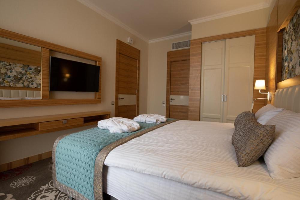 Arden Palace Medical Resort & Spa Сатанів Екстер'єр фото